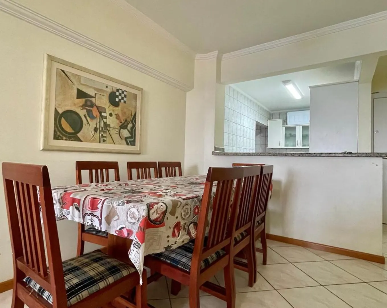 187 Apartamento 50M Da Praia. Bela Vista Ao Mar. Em Avenida Principal De Bombinhas. Apartment Bombinhas